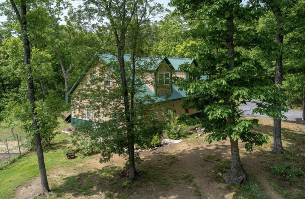 Mockingbird Mountain Spa And Retreat Luray Exterior photo